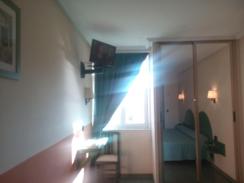 Hotel Villapaloma La Virgen del Camino Room photo